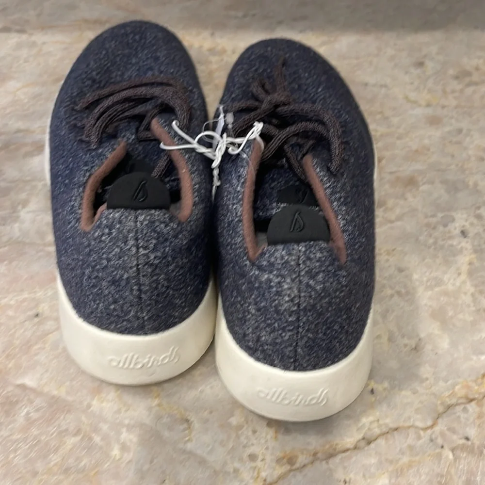 NWOT ALLBIRDS Men's Wool‎ Runner Mizzles!